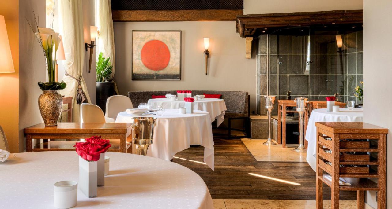 Victor'S Residenz-Hotel Schloss Berg Nennig Exteriér fotografie Restaurant "Le Clos du Bois"