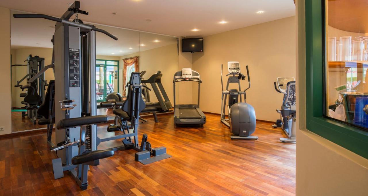 Victor'S Residenz-Hotel Schloss Berg Nennig Exteriér fotografie A gym