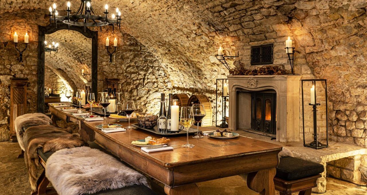 Victor'S Residenz-Hotel Schloss Berg Nennig Exteriér fotografie The restaurant